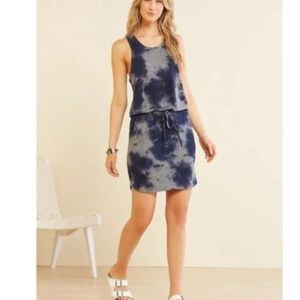 Sundry dresses x everve